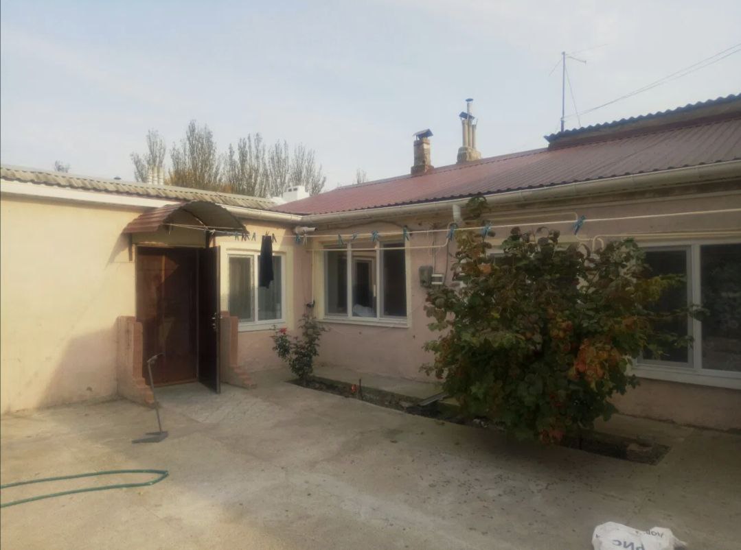 Будинок на вул. Александра Пресича пер., 215 м², 42 000$ — FAKTOR