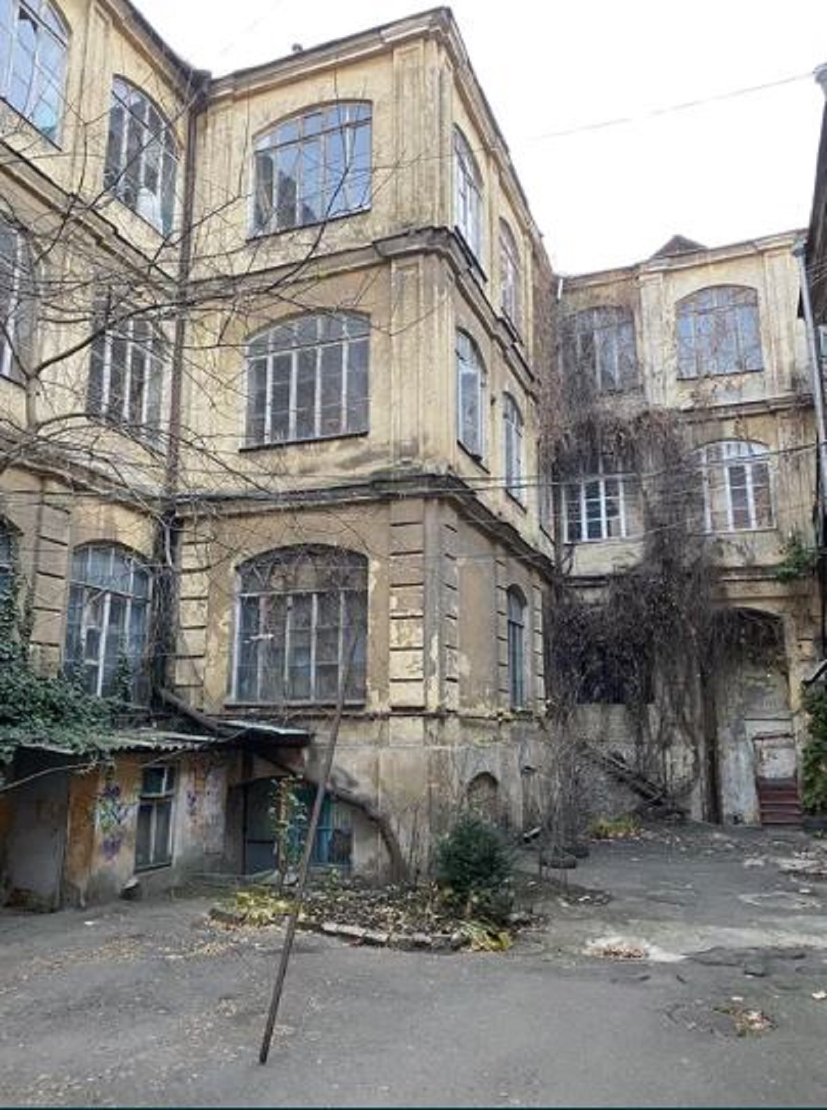Коммерческая недвижимость на ул. Жуковского, 540 м², 452 500$ — FAKTOR