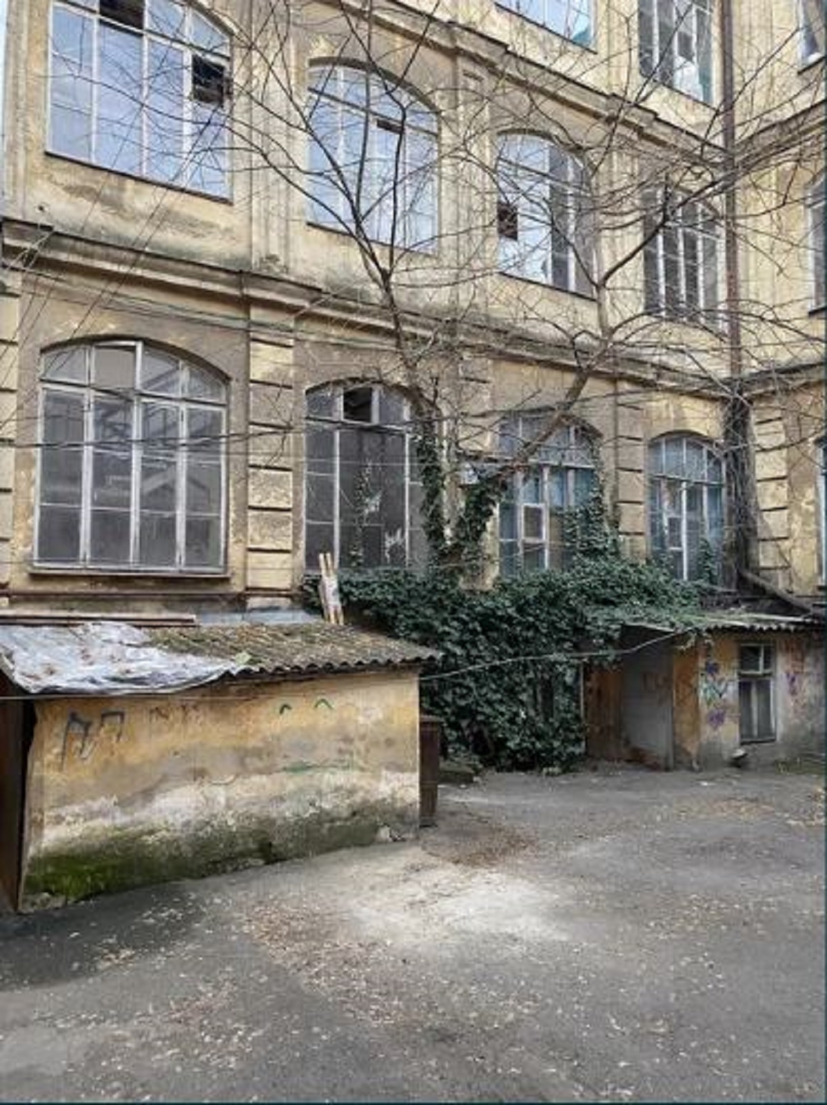 Коммерческая недвижимость на ул. Жуковского, 540 м², 452 500$ — FAKTOR