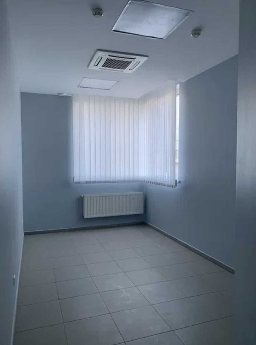 Коммерческая недвижимость на ул. Среднефонтанская, 273 м², 273 000$ — FAKTOR