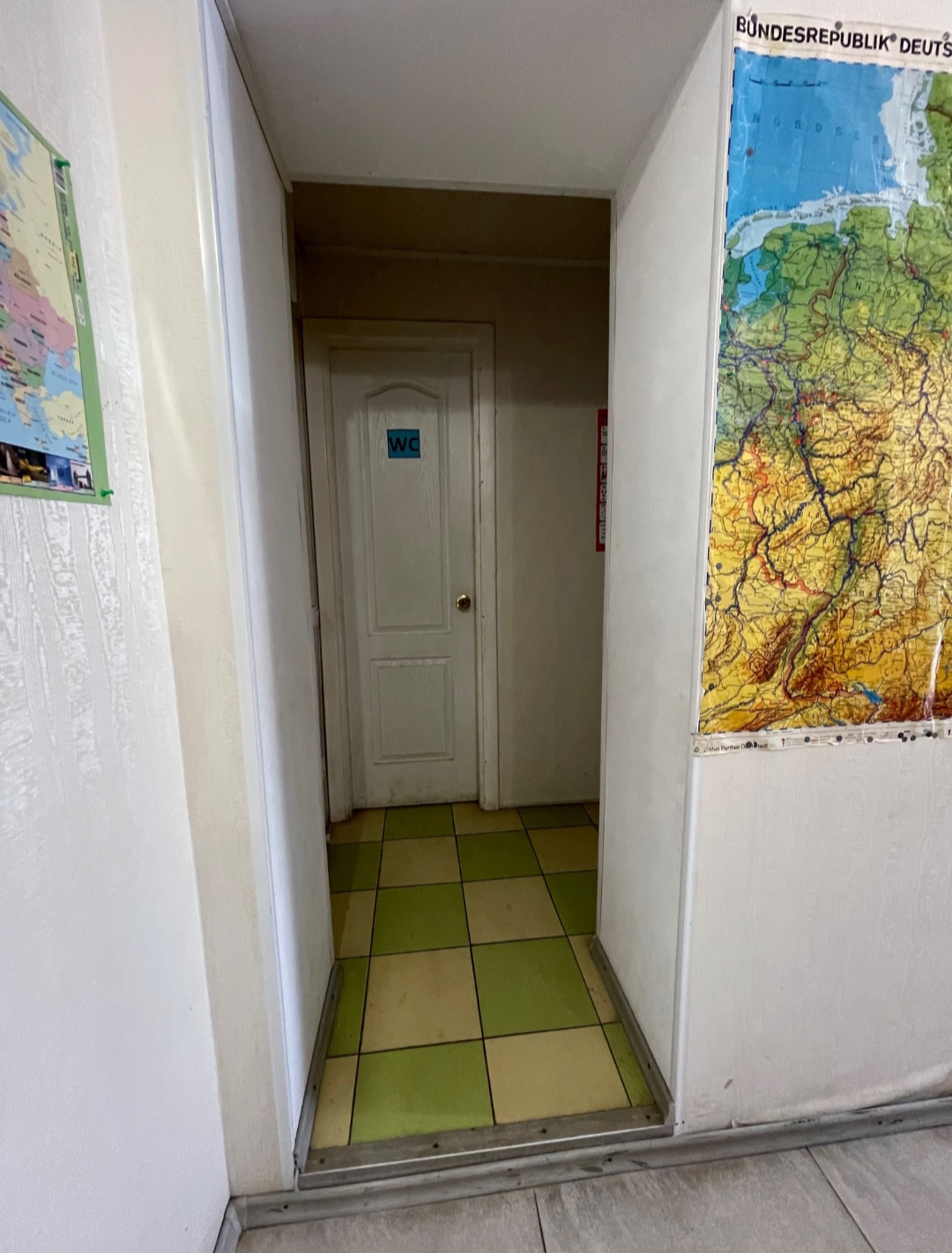 Коммерческая недвижимость на ул. Капитана Кузнецова, 42 м², 40 000$ — FAKTOR