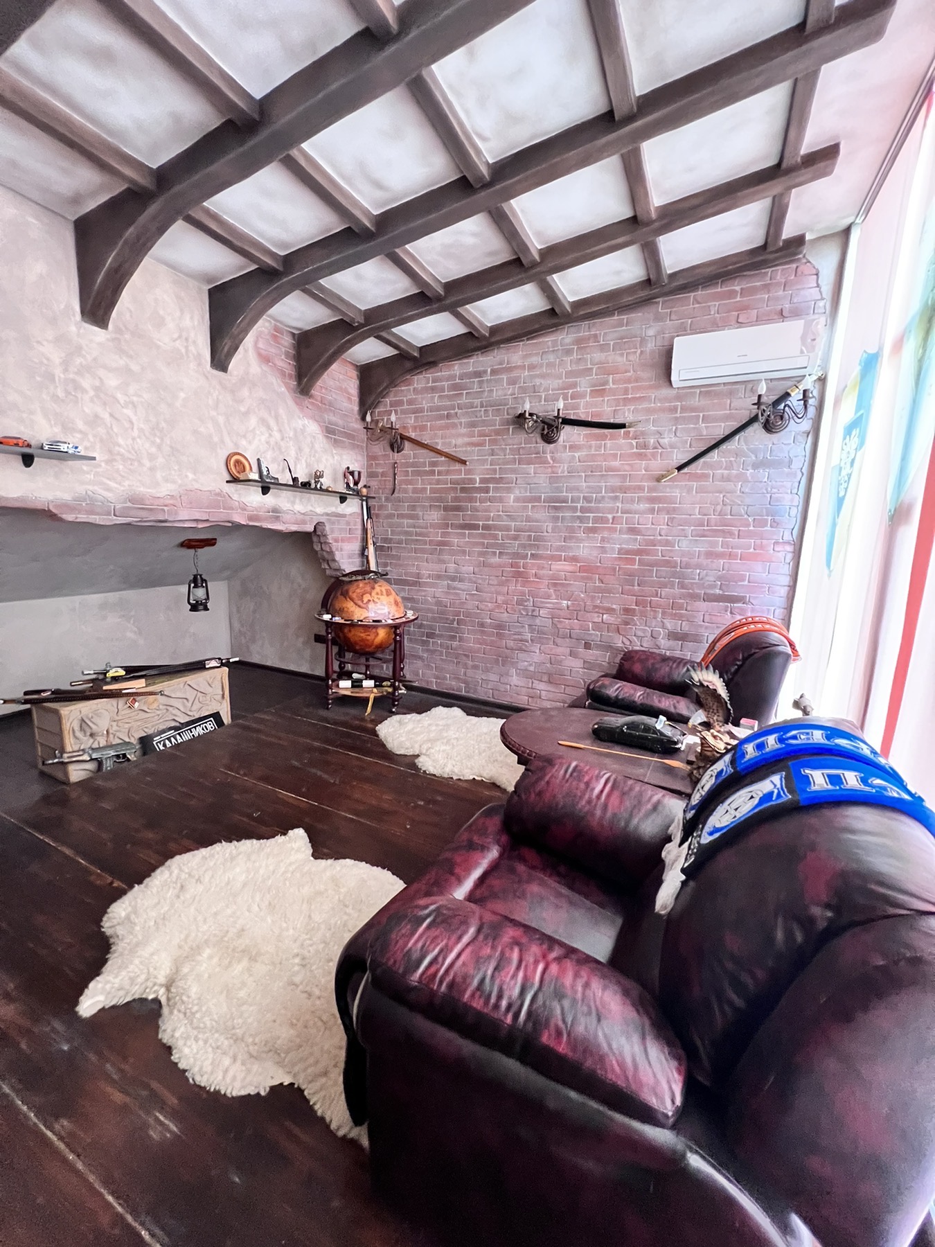 Будинок на вул. Ветеранов, 223 м², 250 000$ — FAKTOR
