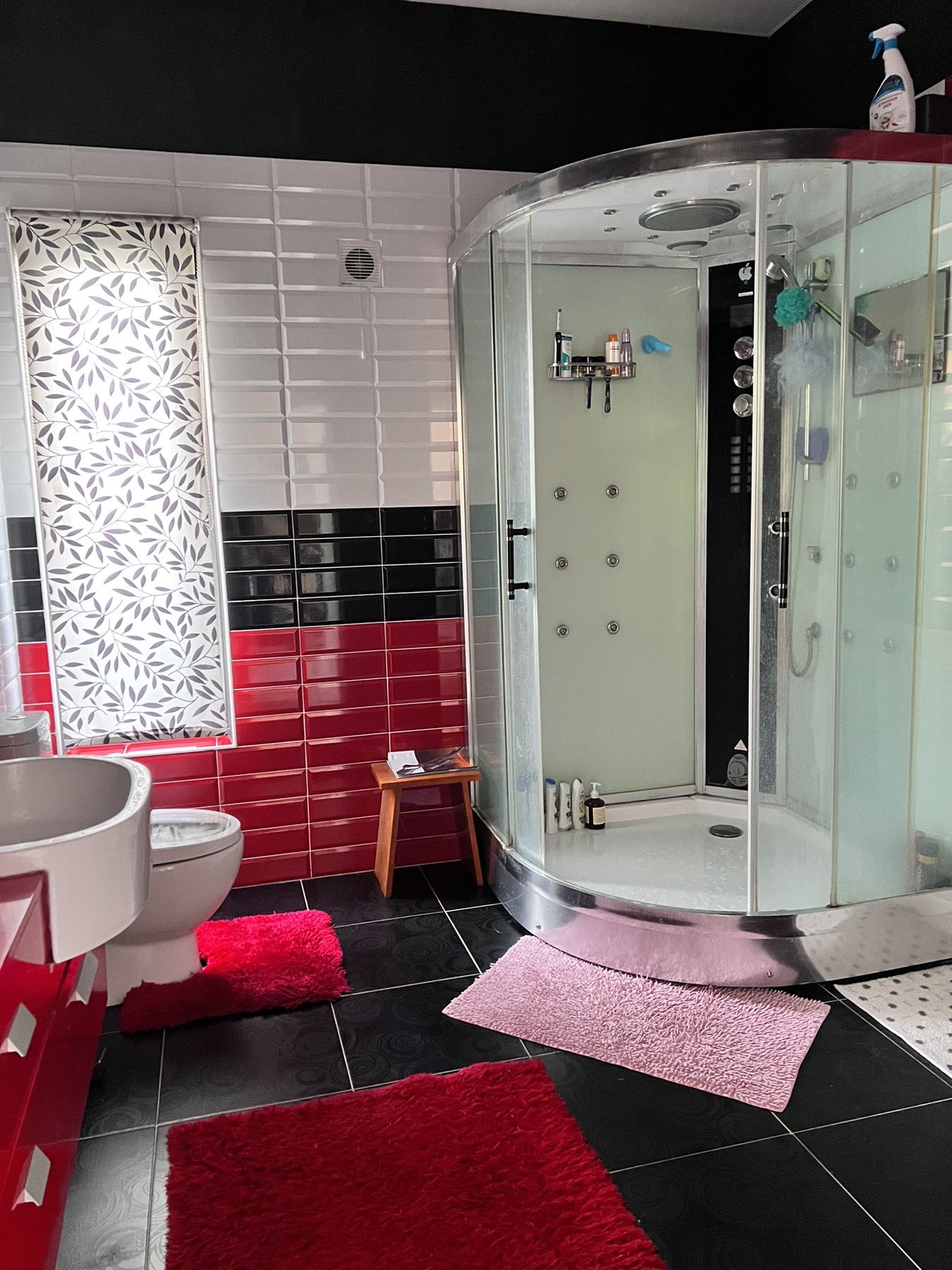 Будинок на вул. Ветеранов, 223 м², 250 000$ — FAKTOR