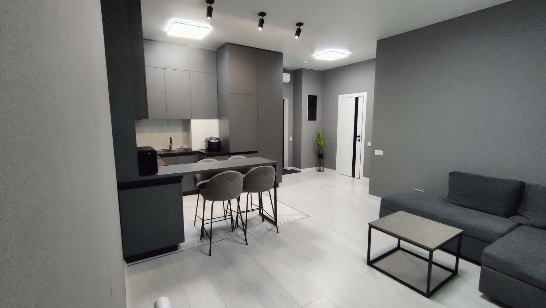 Квартира на ул. Филатова Академика, 42 м², 75 000$ — FAKTOR