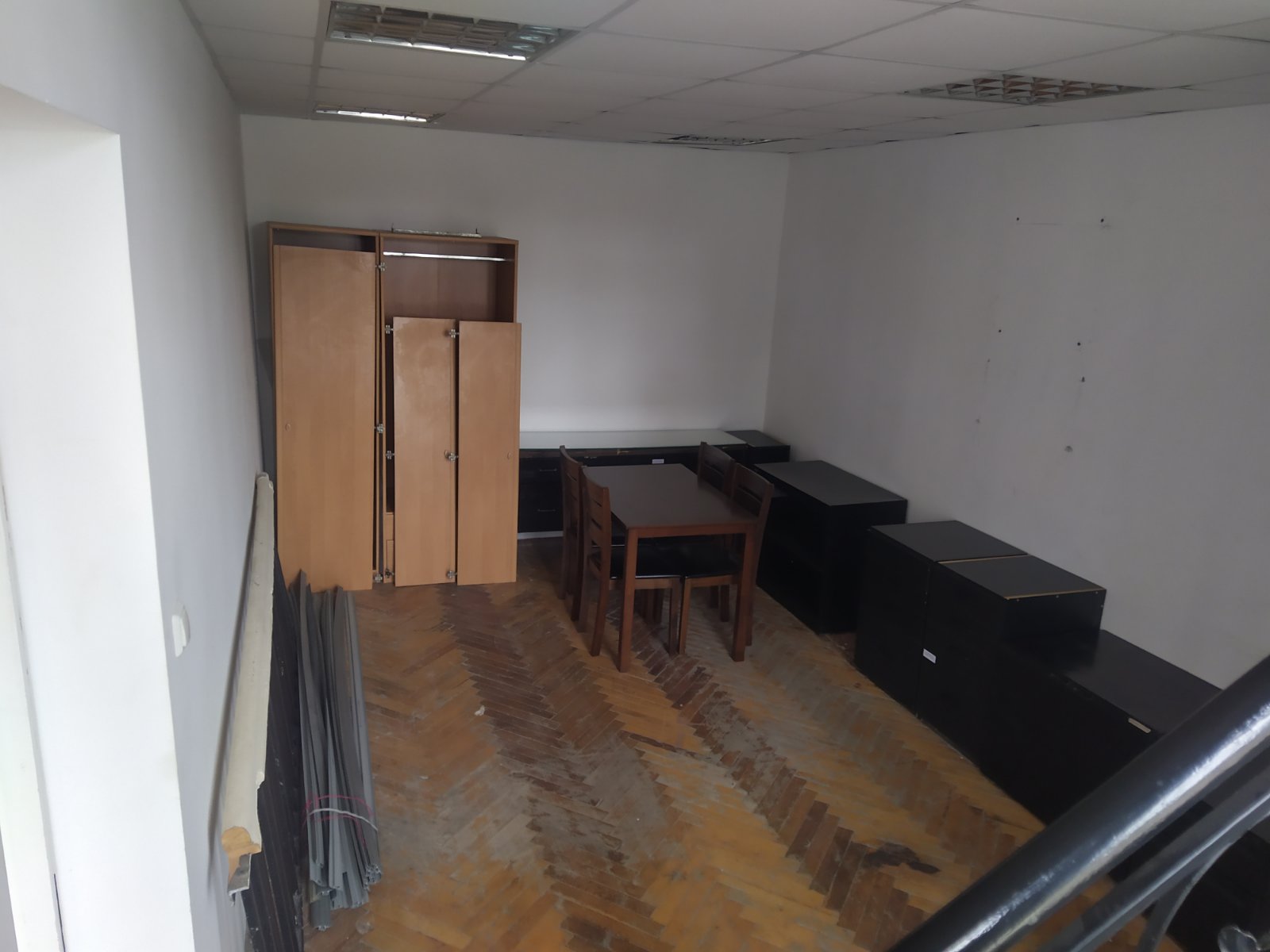 Коммерческая недвижимость на ул. Заболотного Академика, 150 м², 45 000$ — FAKTOR
