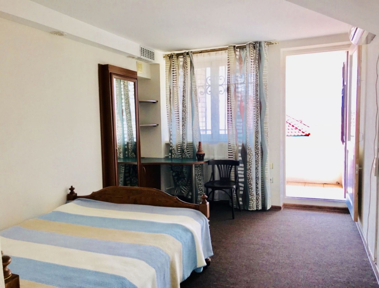 Будинок на вул. Крутоярская, 325 м², 160 000$ — FAKTOR