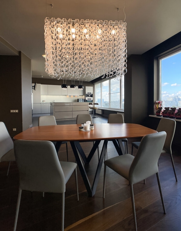 Квартира на ул. Литературная, 215 м², 420 000$ — FAKTOR