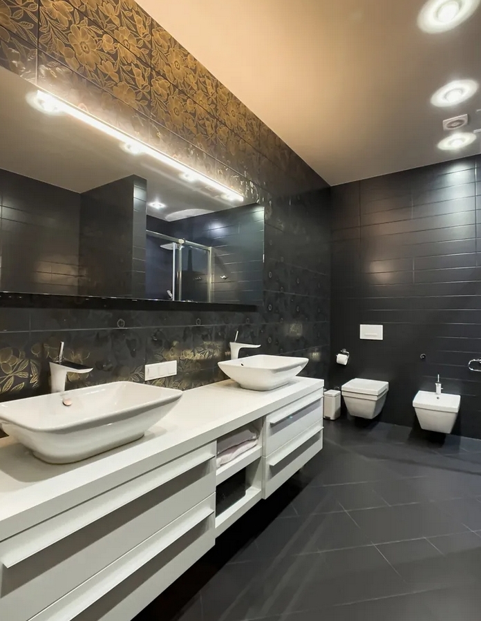 Квартира на ул. Литературная, 215 м², 420 000$ — FAKTOR