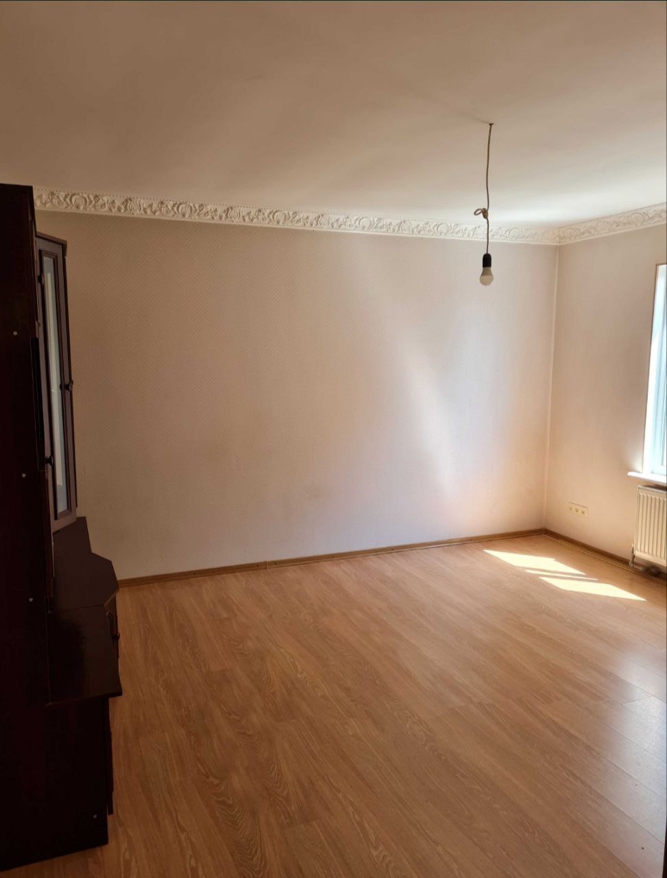 Будинок на вул. Покровская, 180 м², 100 000$ — FAKTOR
