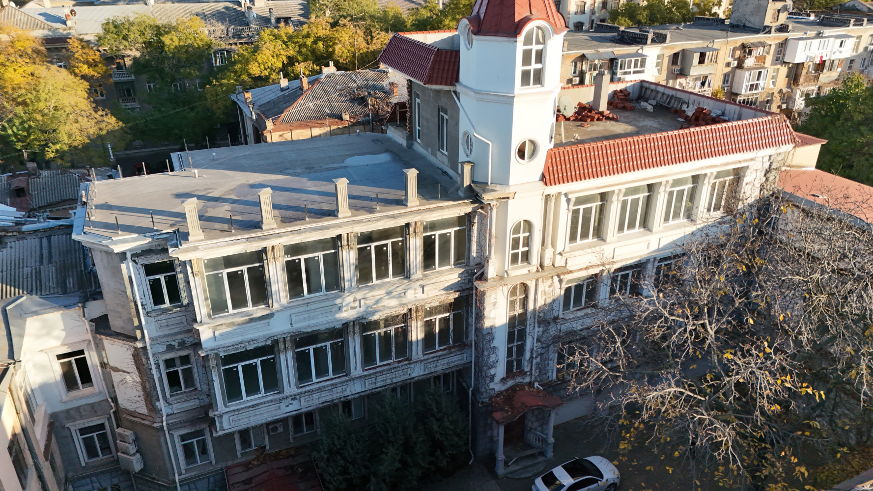 Коммерческая недвижимость на ул. Бунина, 900 м², 900 000$ — FAKTOR