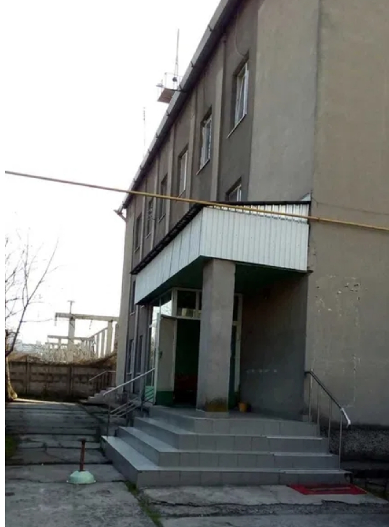 Коммерческая недвижимость на ул. Глушко Академика проспект, 840 м², 770 000$ — FAKTOR