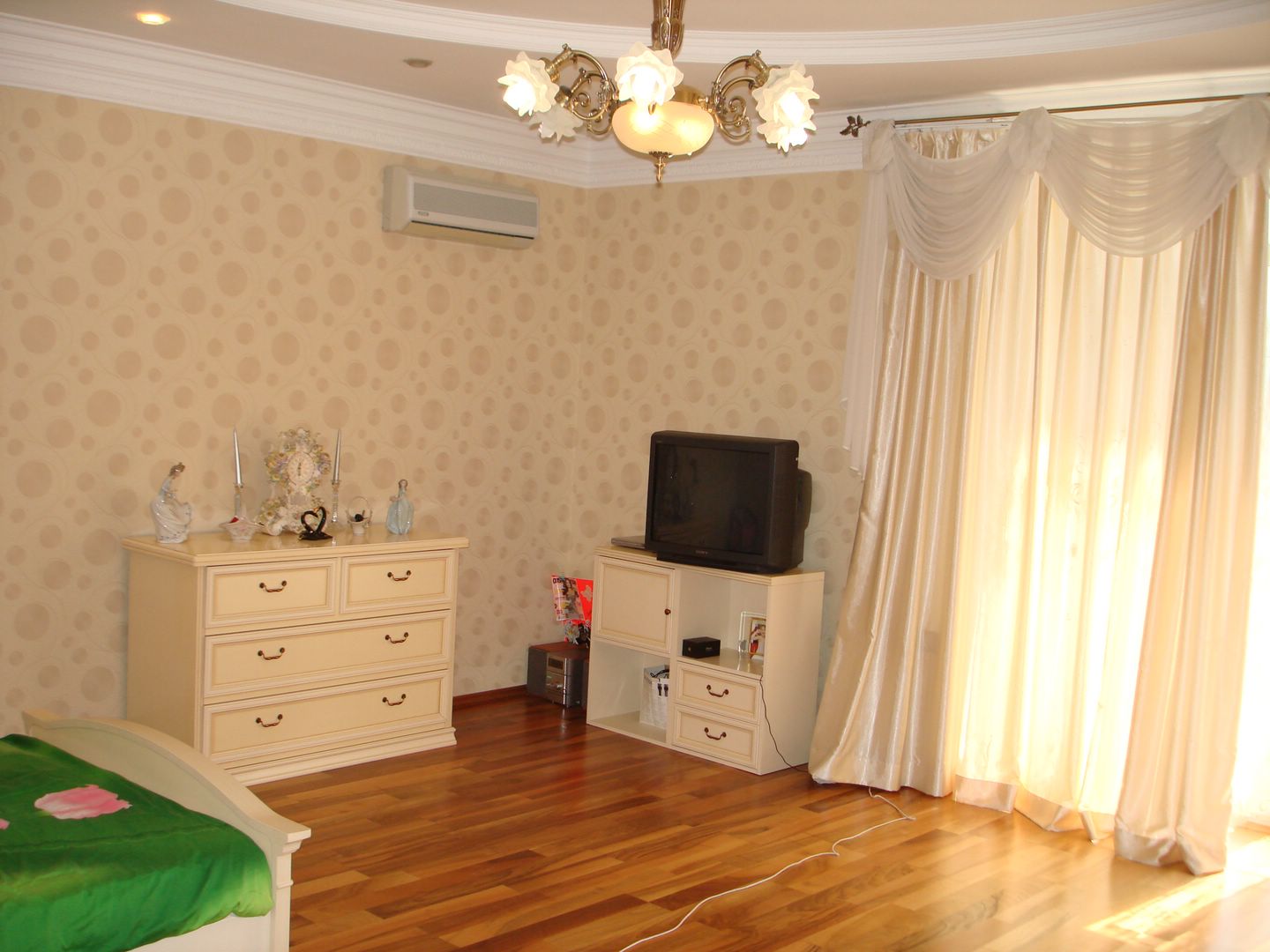 Будинок на вул. Бернардацци, 815 м², 1 100 000$ — FAKTOR