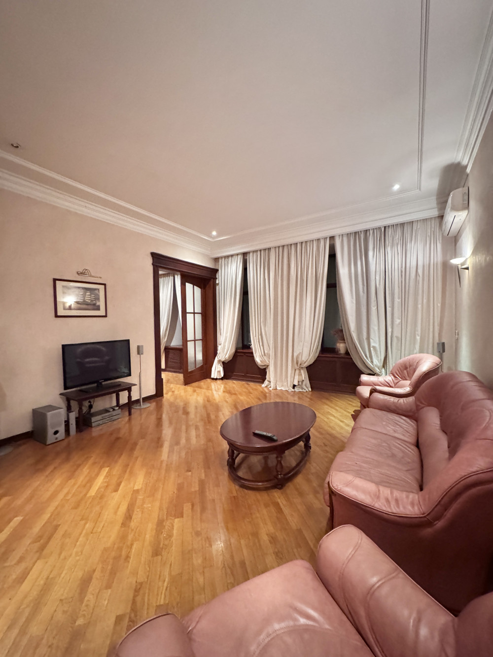 Квартира на ул. Пастера, 160 м², 210 000$ — FAKTOR
