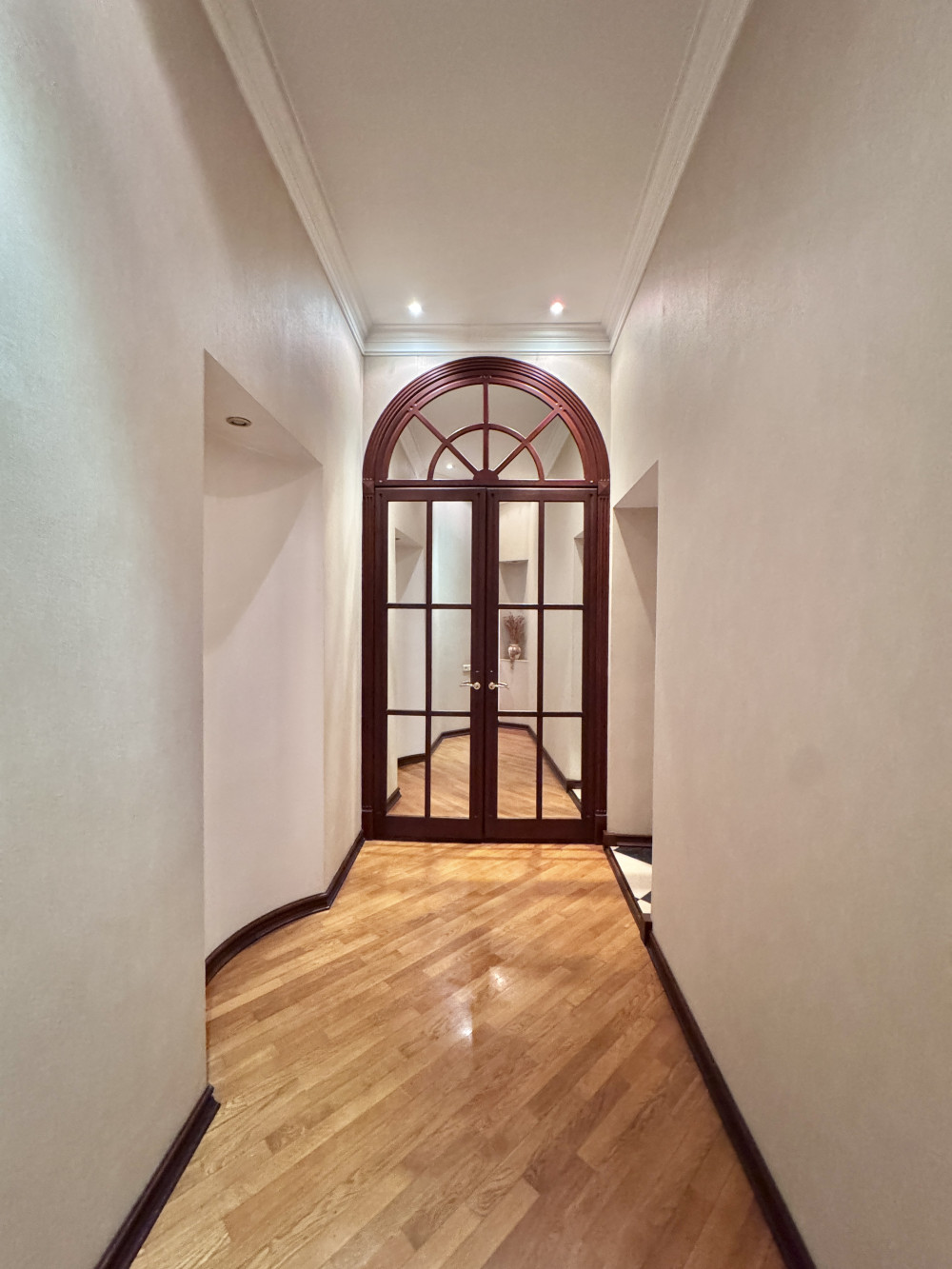 Квартира на ул. Пастера, 160 м², 210 000$ — FAKTOR