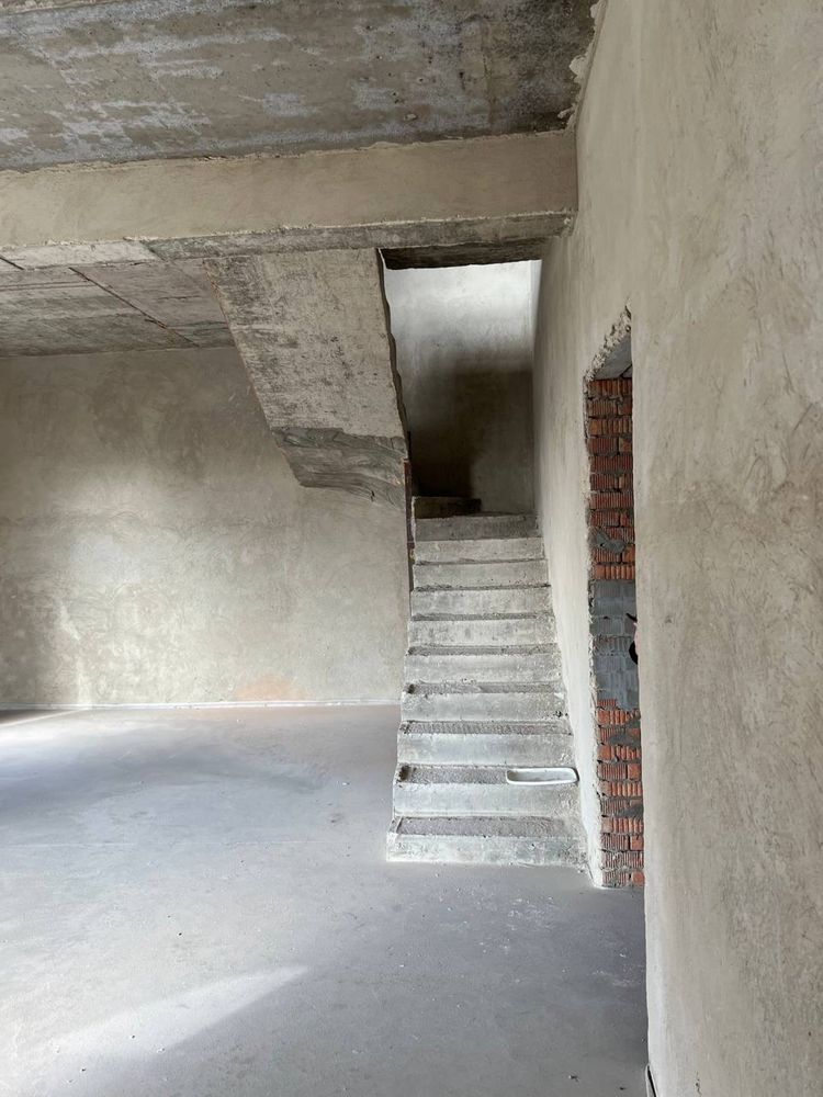 Квартира на ул. Заславского (Бориса Литвака), 219 м², 547 250$ — FAKTOR