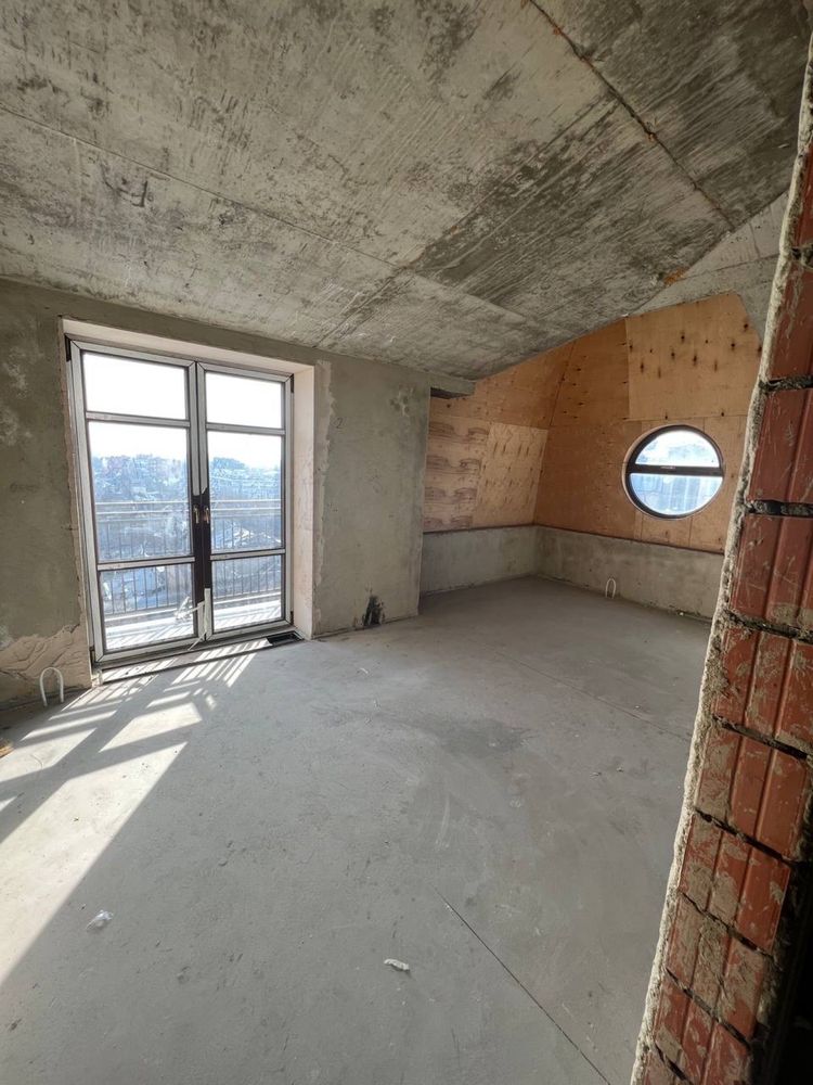 Квартира на ул. Заславского (Бориса Литвака), 219 м², 547 250$ — FAKTOR