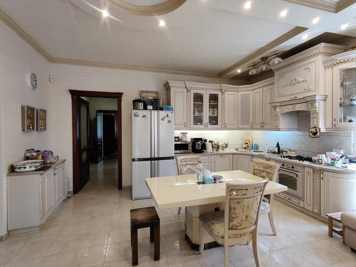 Будинок на вул. Огородная, 506 м², 520 000$ — FAKTOR