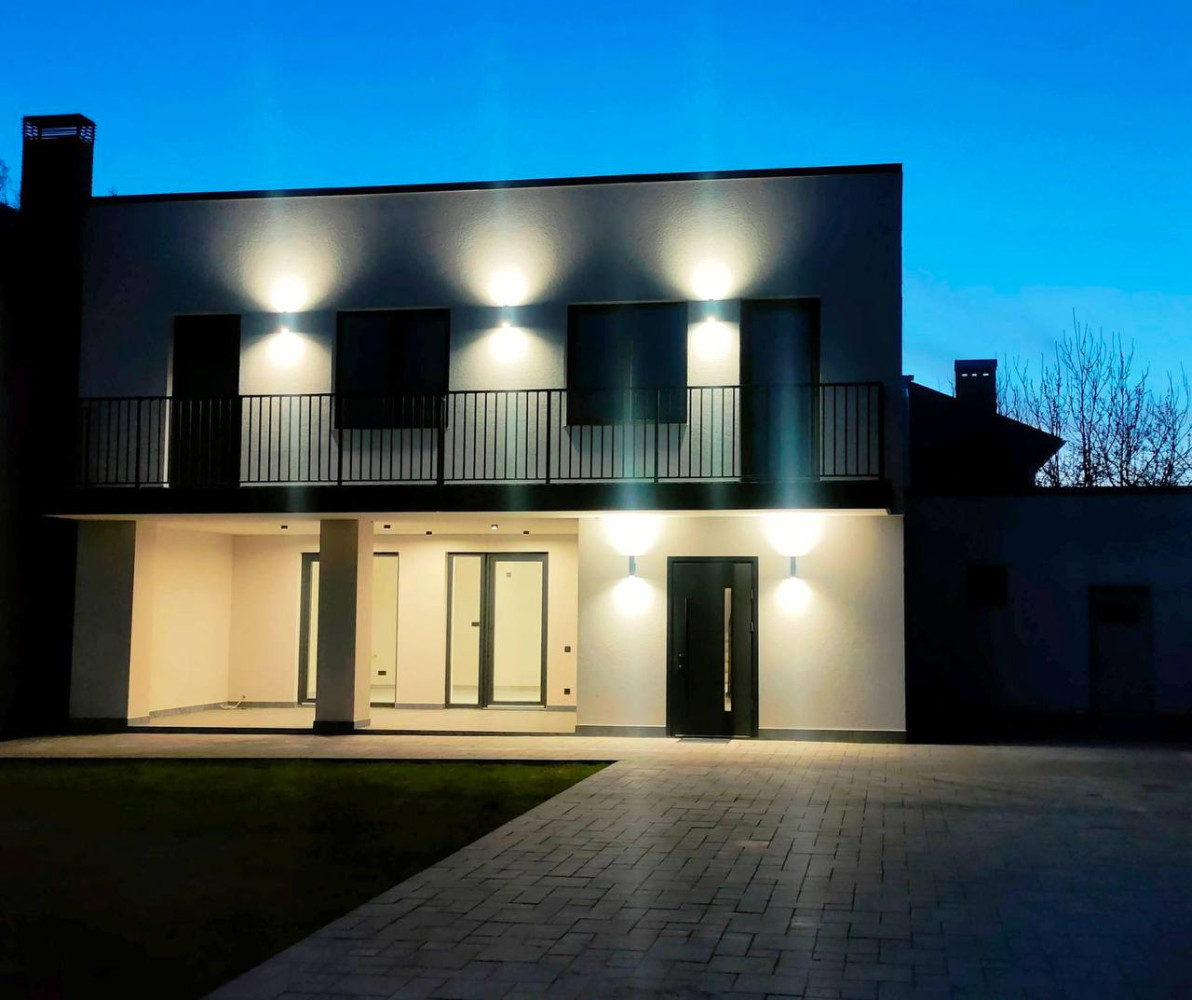 Будинок на вул. Лесная, 170 м², 240 000$ — FAKTOR