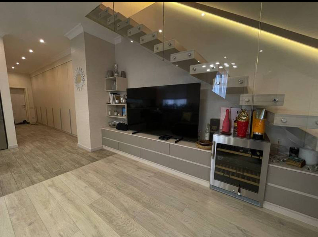 Квартира на вул. Львовский переулок, 180 м², 330 000$ — FAKTOR