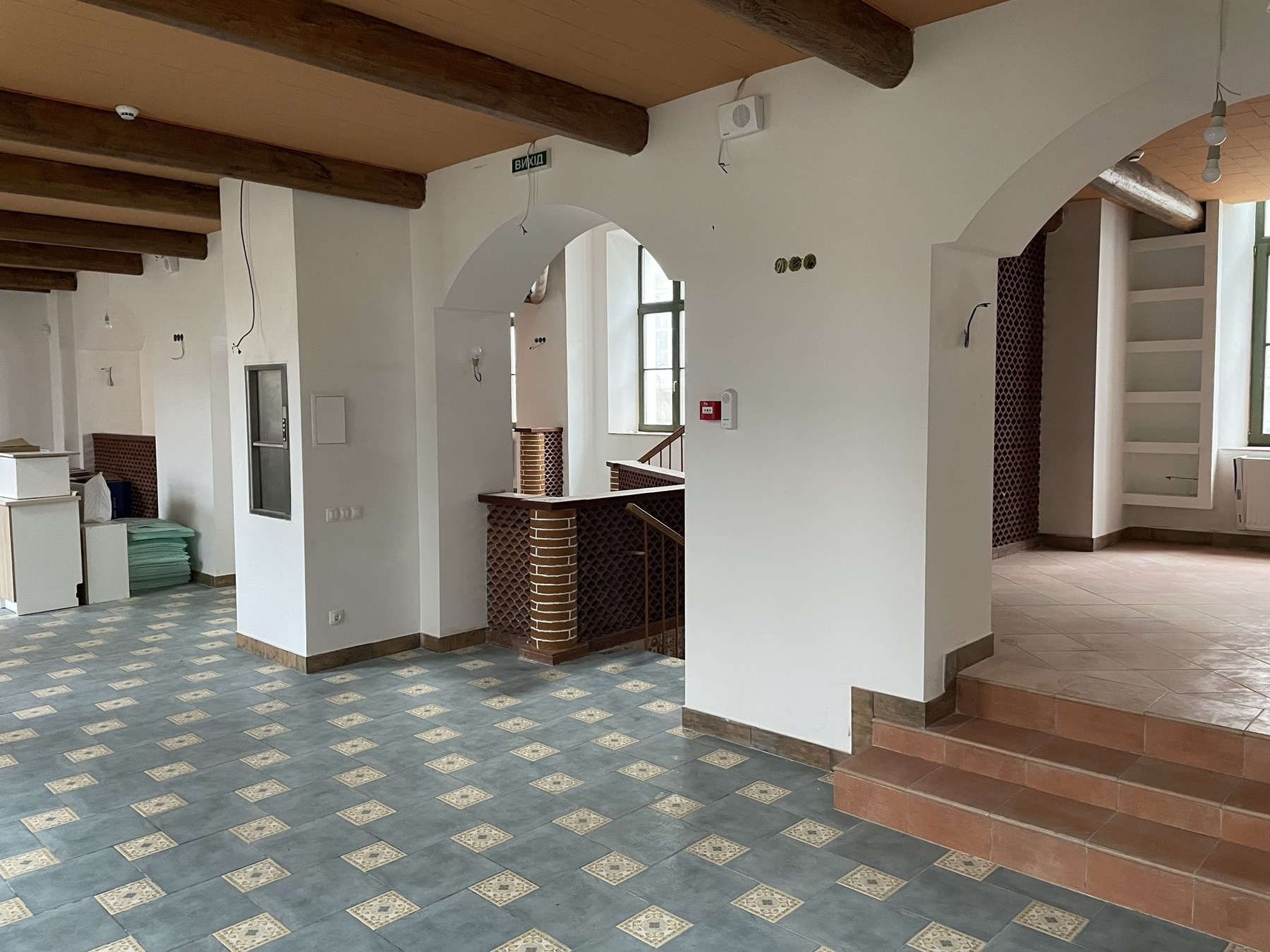 Коммерческая недвижимость на ул. Екатерининская, 588 м², 850 000$ — FAKTOR