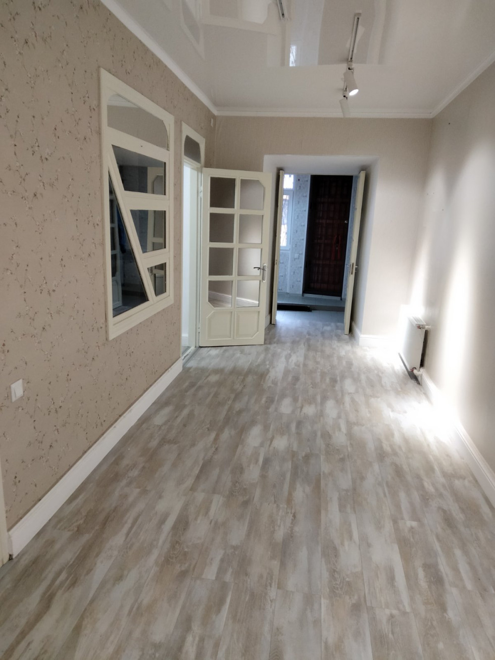 Коммерческая недвижимость на ул. Соборная площадь, 76 м², 300 000$ — FAKTOR