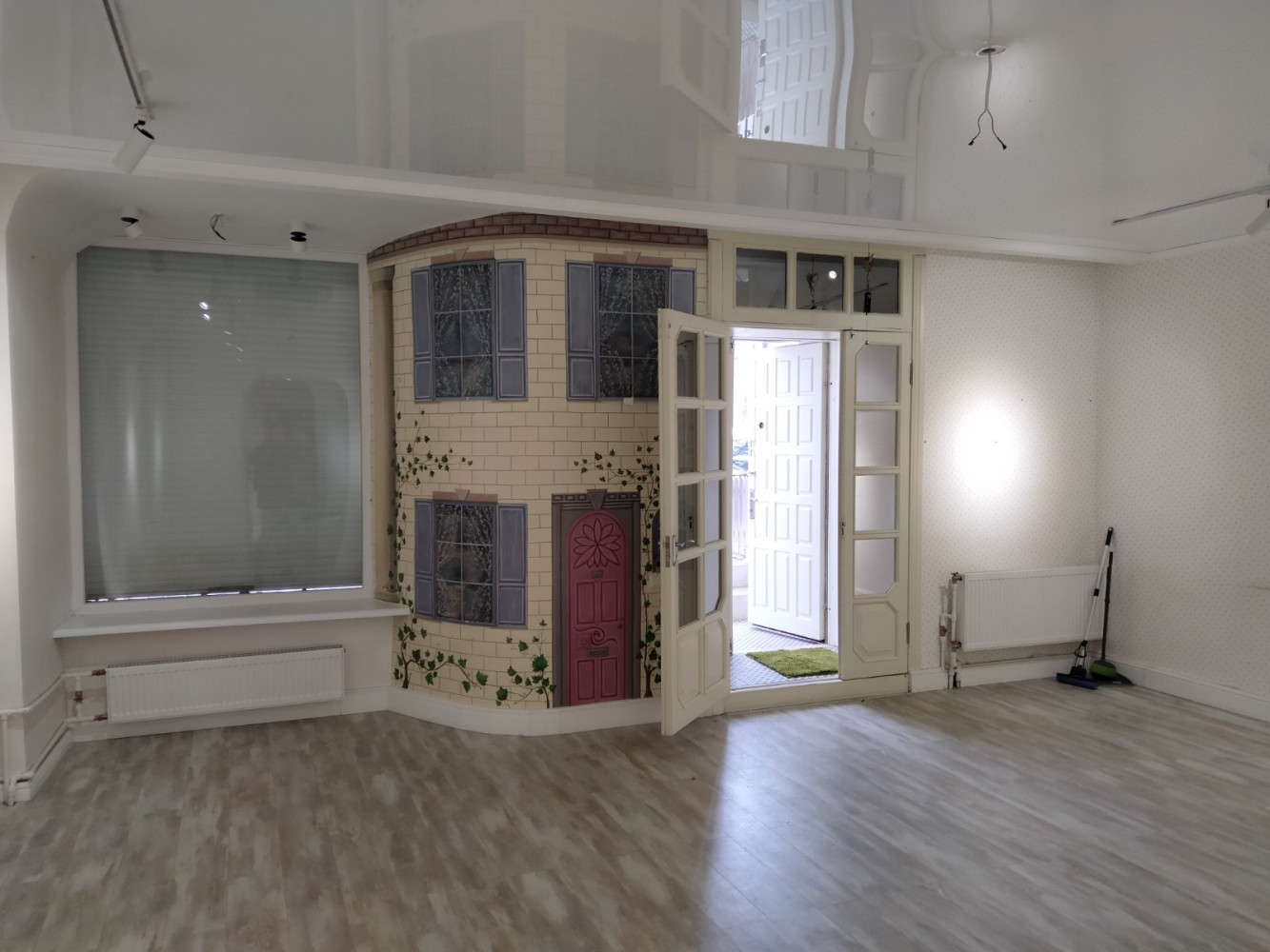 Коммерческая недвижимость на ул. Соборная площадь, 76 м², 300 000$ — FAKTOR
