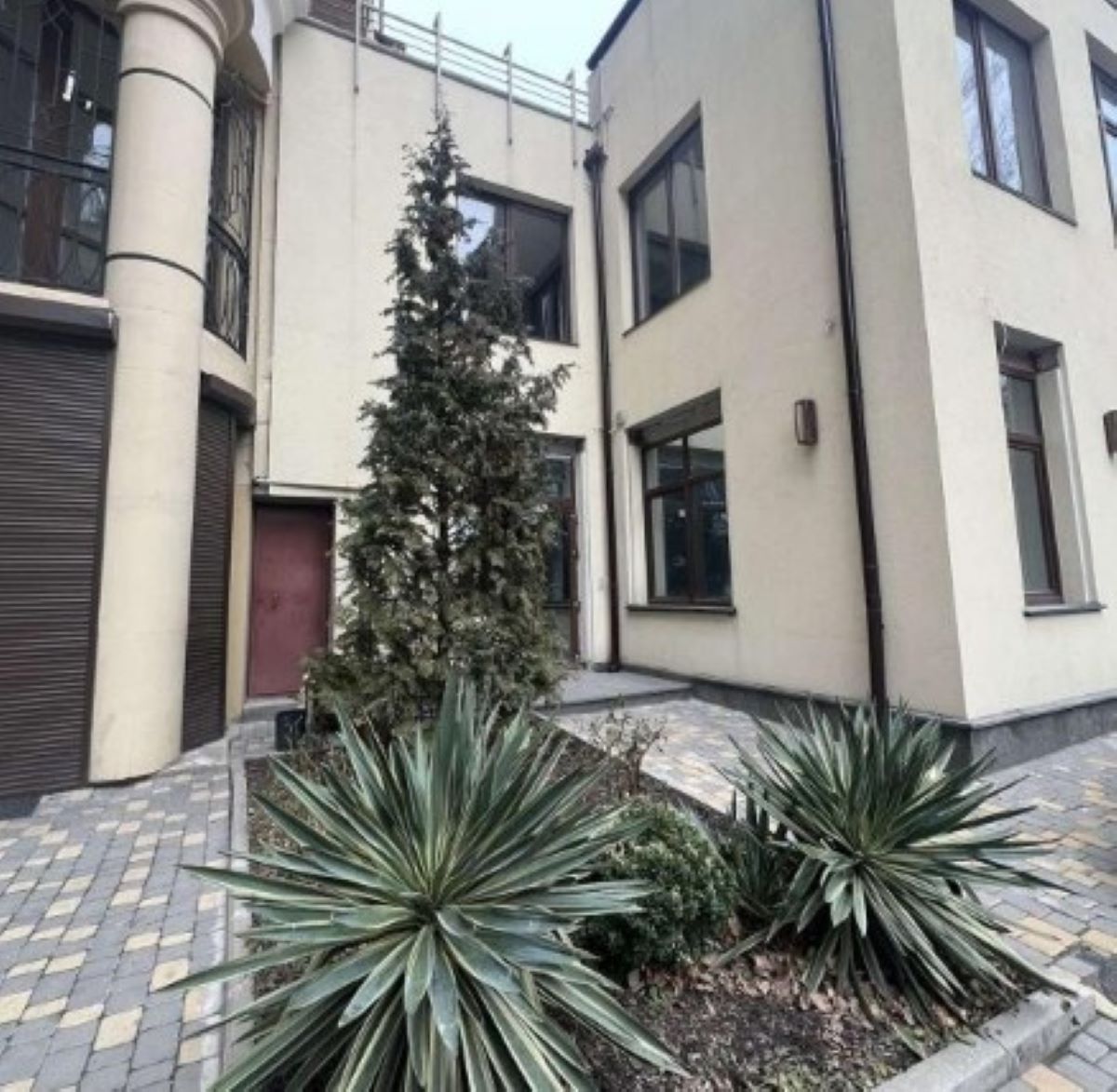Комерційна нерухомість на вул. Маразлиевская, 455 м², 900 000$ — FAKTOR