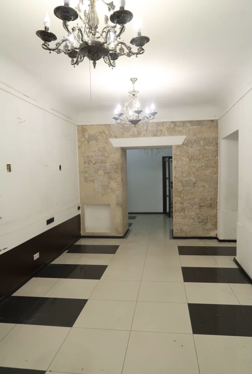 Коммерческая недвижимость на ул. Дерибасовская, 44 м², 85 000$ — FAKTOR