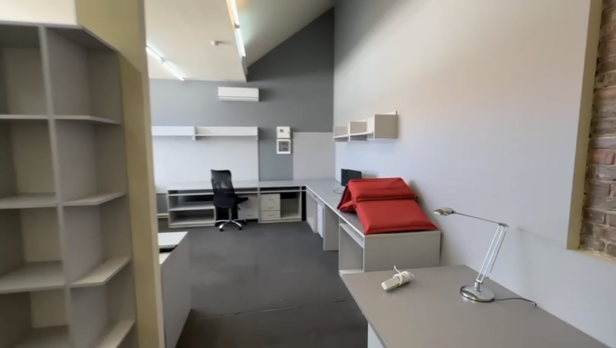 Коммерческая недвижимость на ул. Сабанеев Мост, 190 м², 230 000$ — FAKTOR