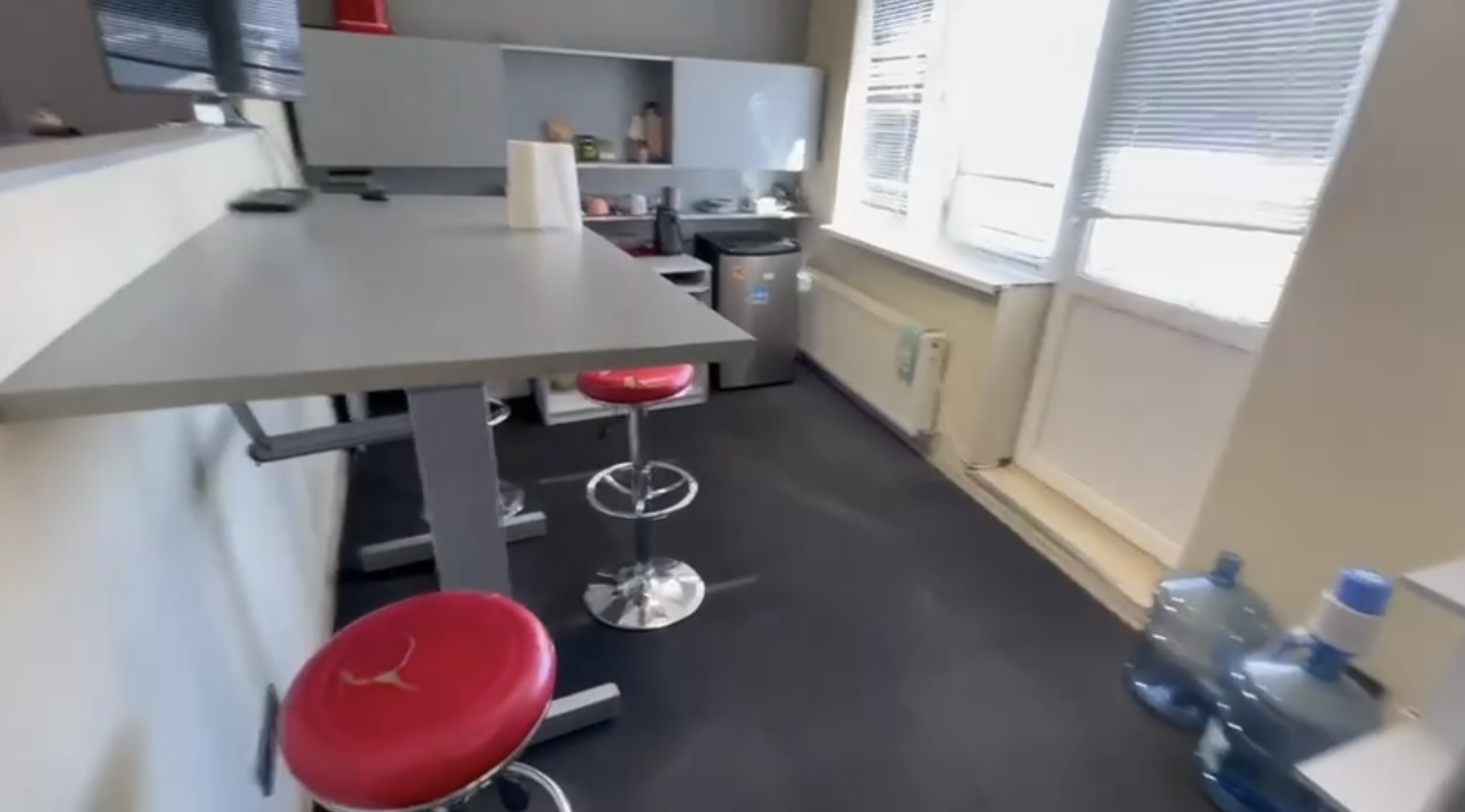 Коммерческая недвижимость на ул. Сабанеев Мост, 190 м², 230 000$ — FAKTOR