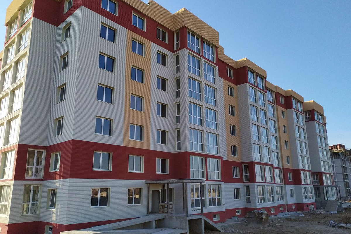 Квартира на ул. Строителей, 43 м², 30 880$ — FAKTOR