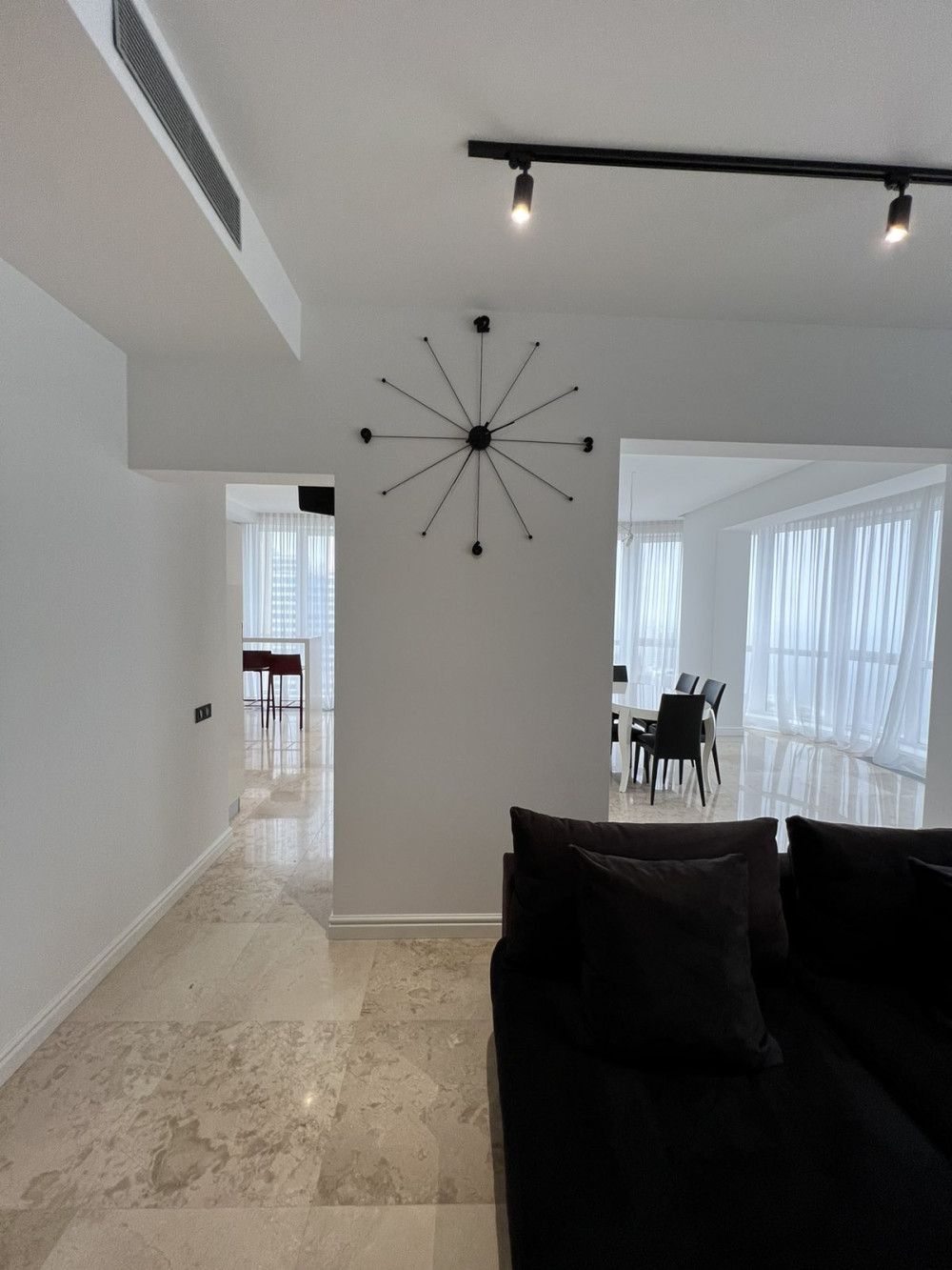 Квартира на вул. Литературная, 141 м², 280 000$ — FAKTOR