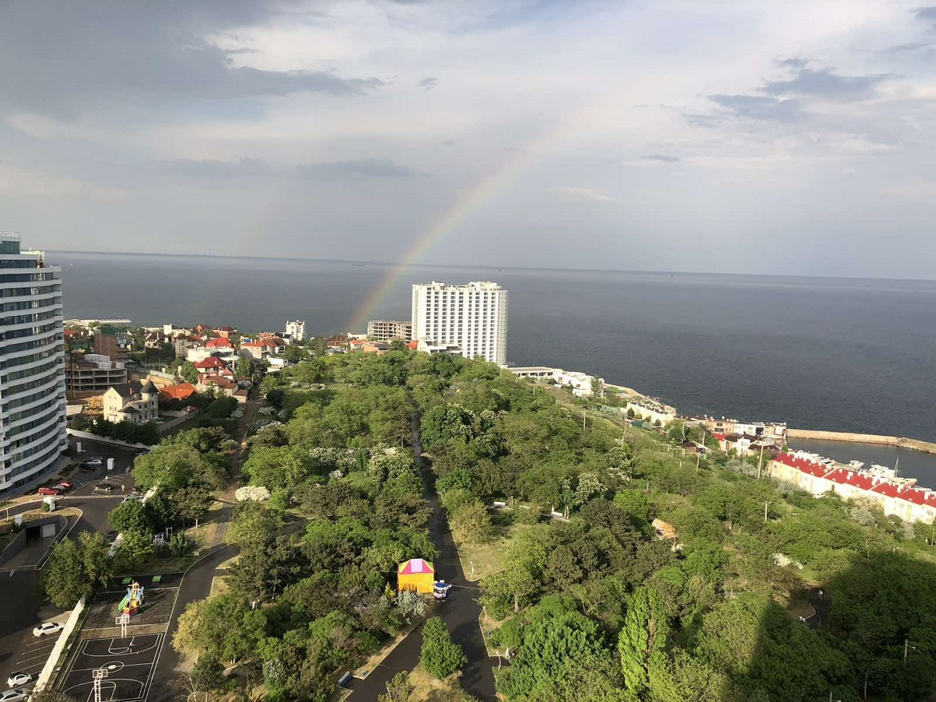 Квартира на вул. Литературная, 141 м², 280 000$ — FAKTOR