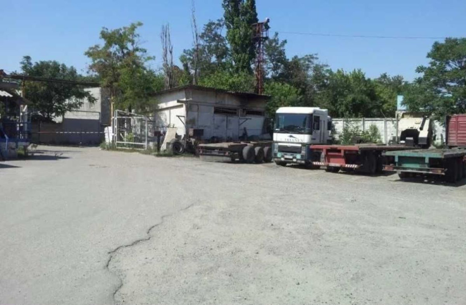 Комерційна нерухомість на вул. Михаила Грушевского, 15600 м², 2 500 000$ — FAKTOR