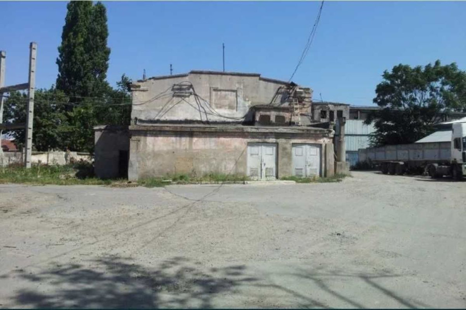 Комерційна нерухомість на вул. Михаила Грушевского, 15600 м², 2 500 000$ — FAKTOR