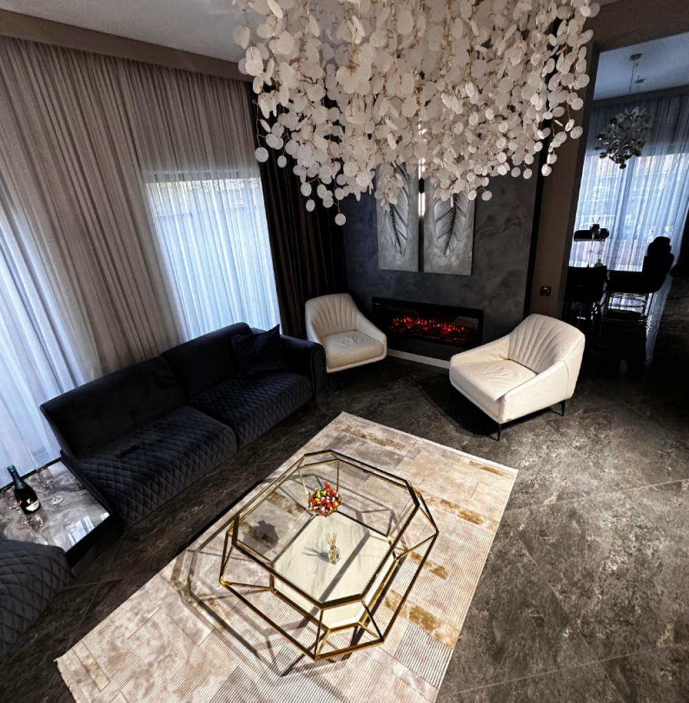 Дом на ул. Уютная (Совиньон), 330 м², 850 000$ — FAKTOR