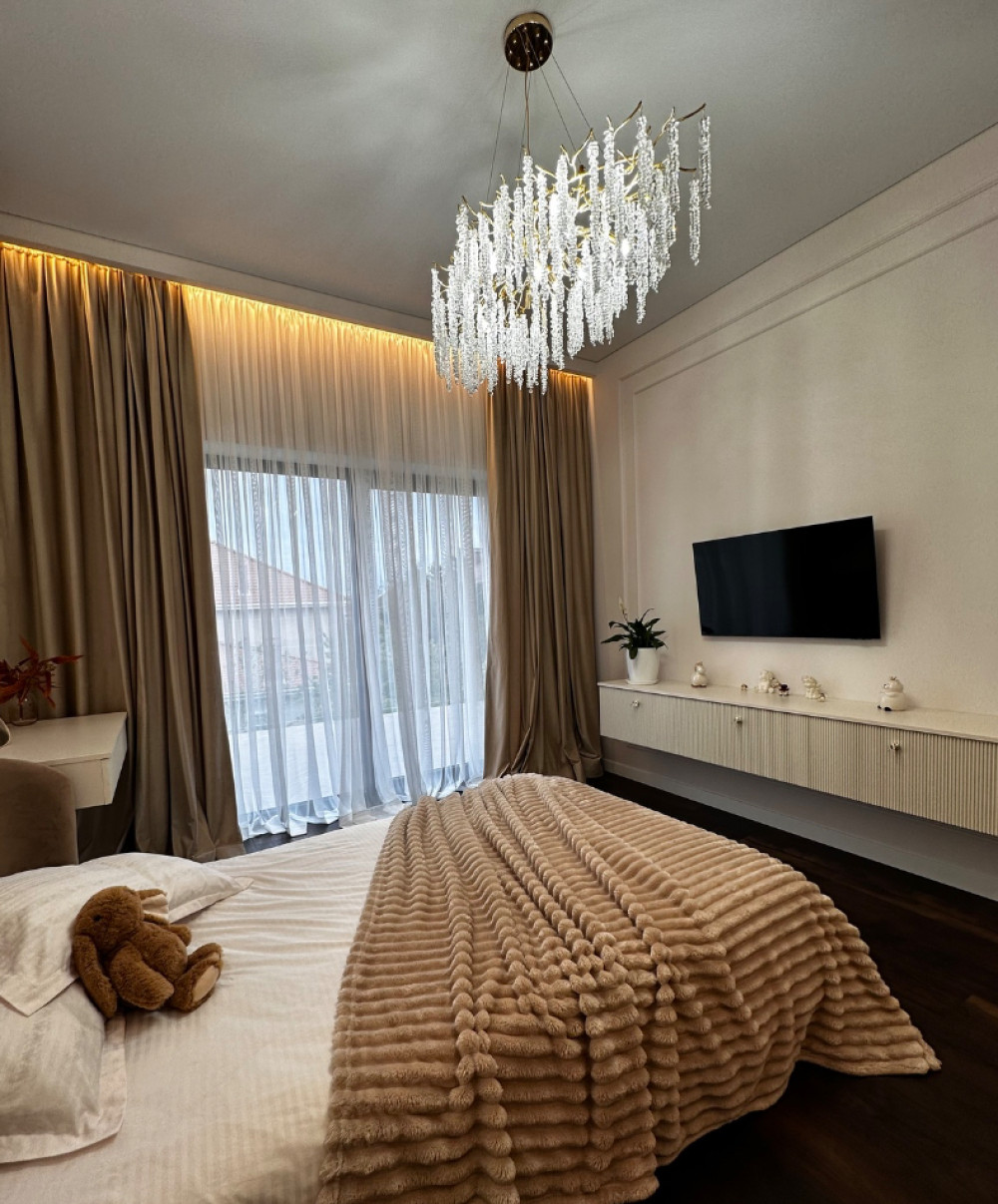 Дом на ул. Уютная (Совиньон), 330 м², 850 000$ — FAKTOR