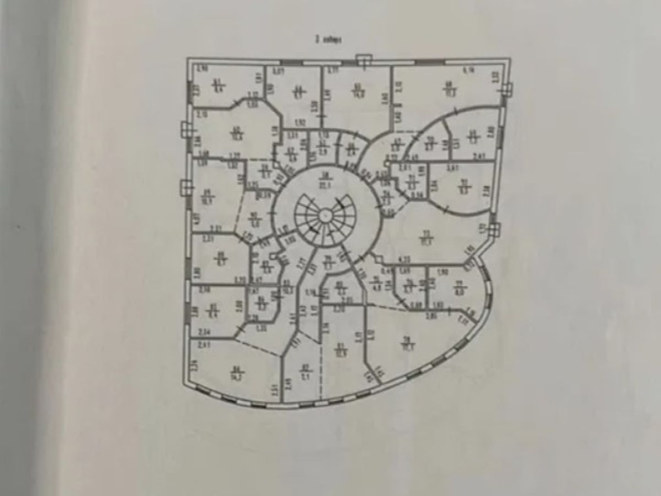 Коммерческая недвижимость на ул. Побратимов, 1400 м², 760 000$ — FAKTOR