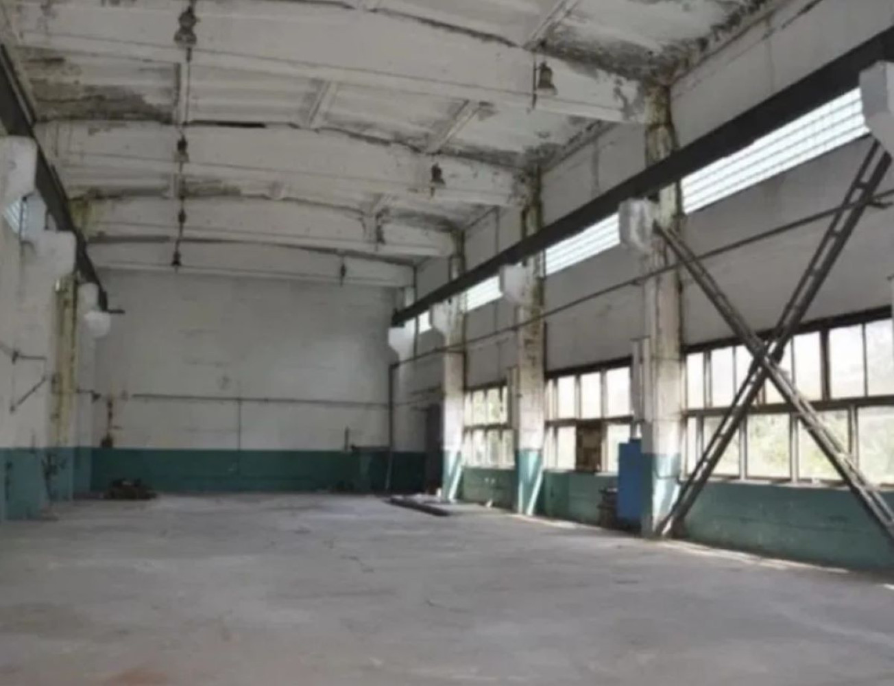 Коммерческая недвижимость на ул. Мельницкая, 3500 м², 1 550 000$ — FAKTOR
