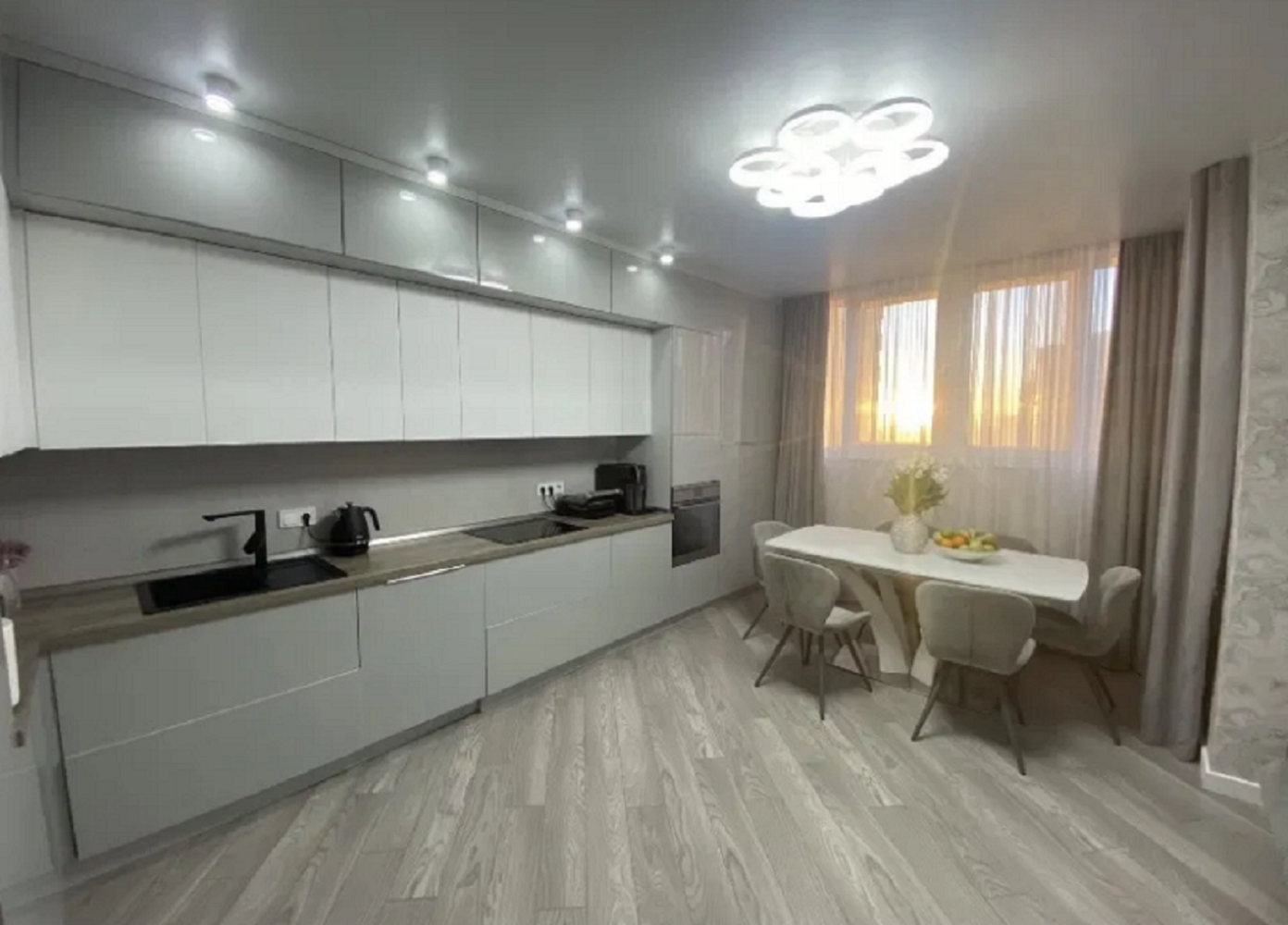 Квартира на ул. Люстдорфская дорога (Таирова), 69 м², 97 000$ — FAKTOR