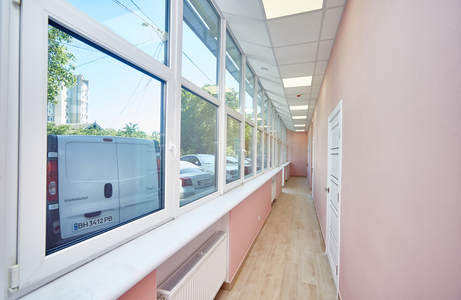 Комерційна нерухомість на вул. Вадатурского Алексея, 720 м², 800 000$ — FAKTOR