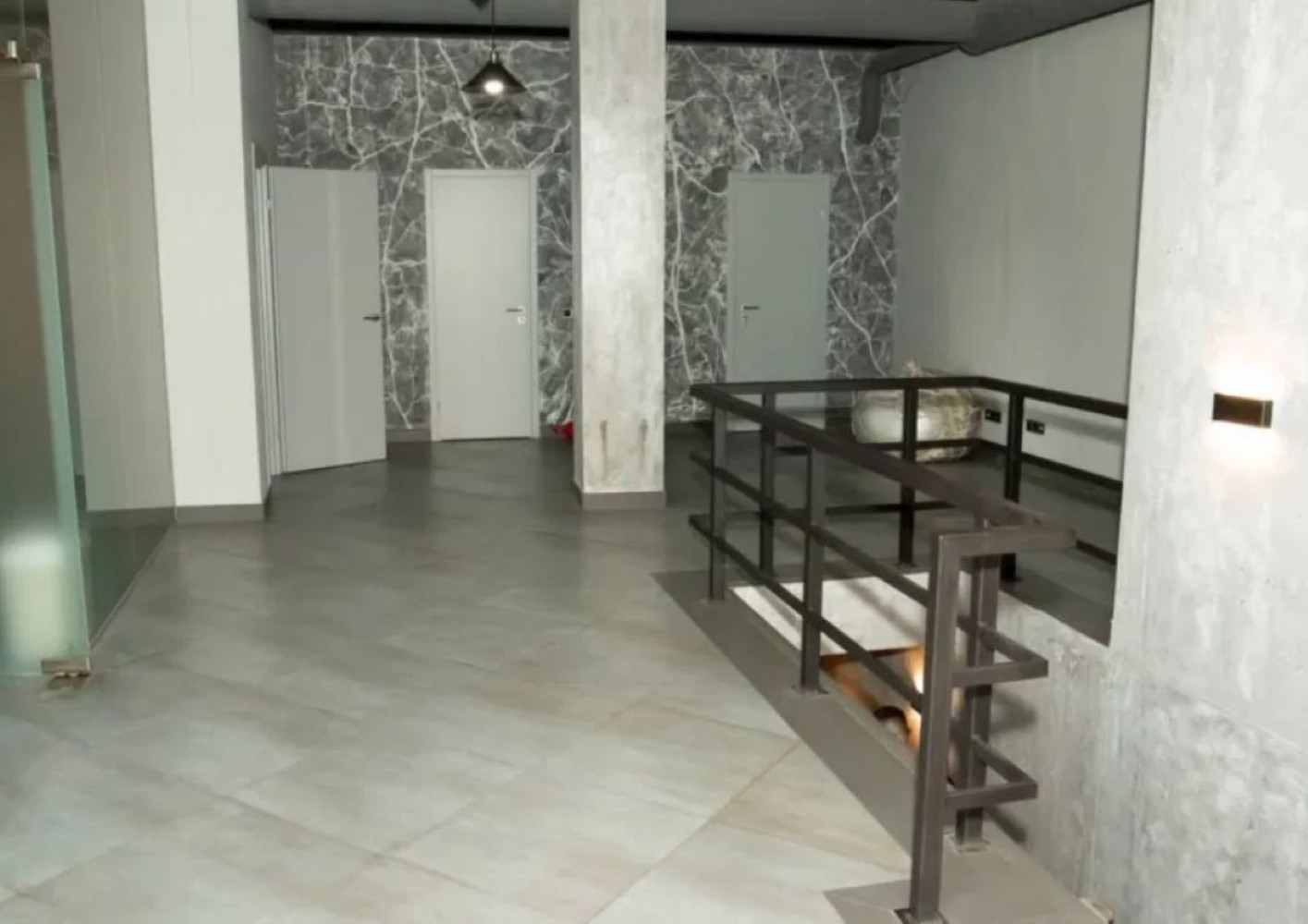 Коммерческая недвижимость на ул. Литературная, 590 м², 590 000$ — FAKTOR
