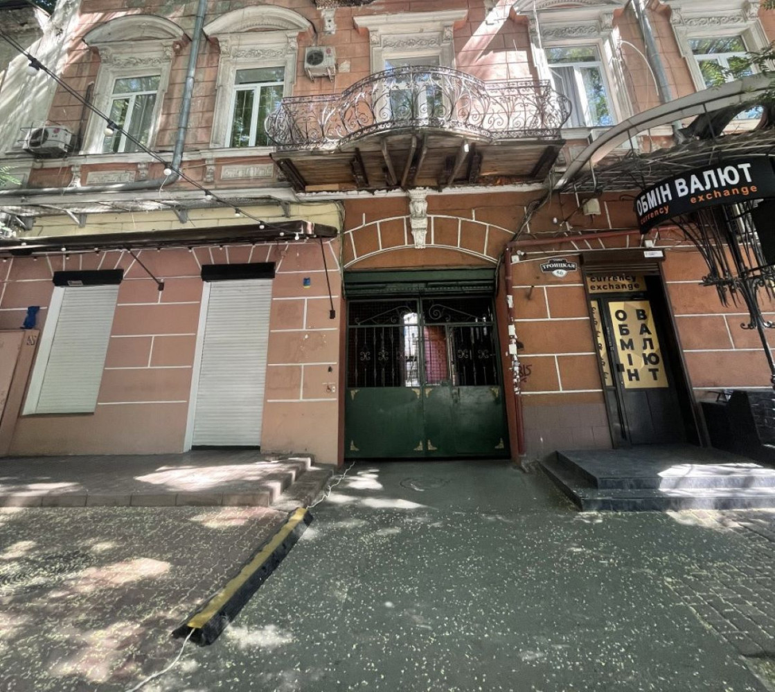 Квартира на вул. Троицкая, 80 м², 40 000$ — FAKTOR