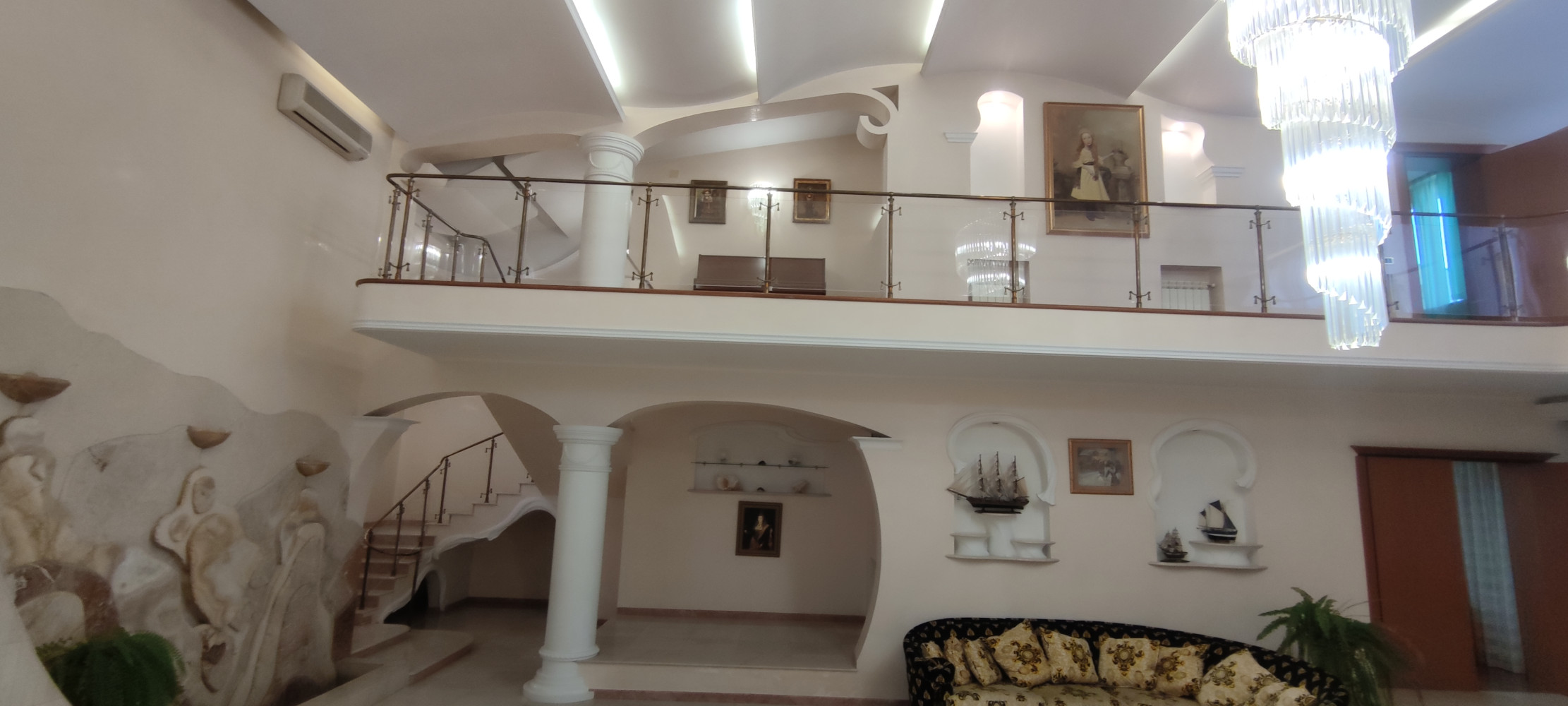 Дом на ул. Львовская, 665 м², 1 200 000$ — FAKTOR