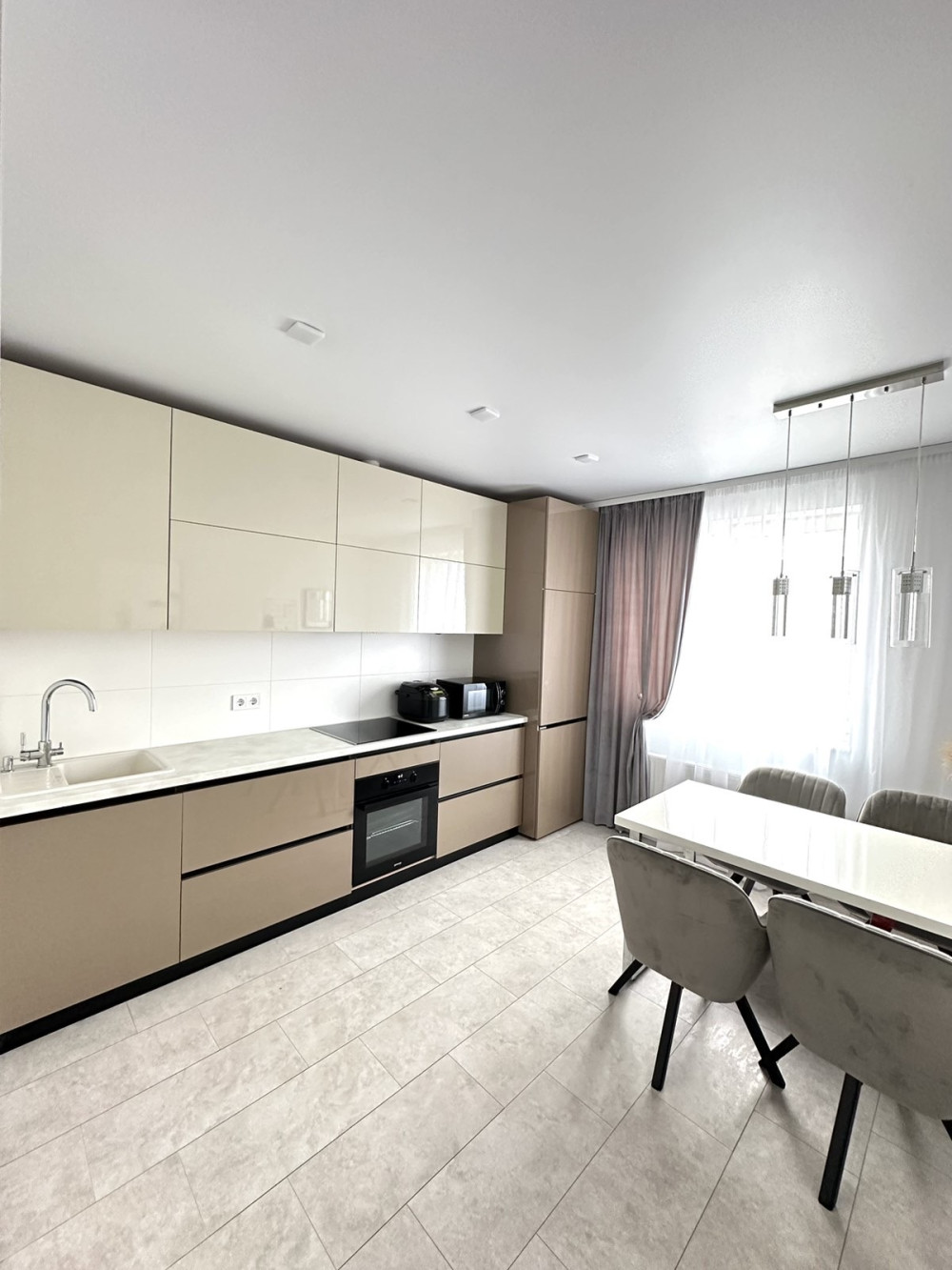 Квартира на ул. Сахарова Академика, 45 м², 61 000$ — FAKTOR