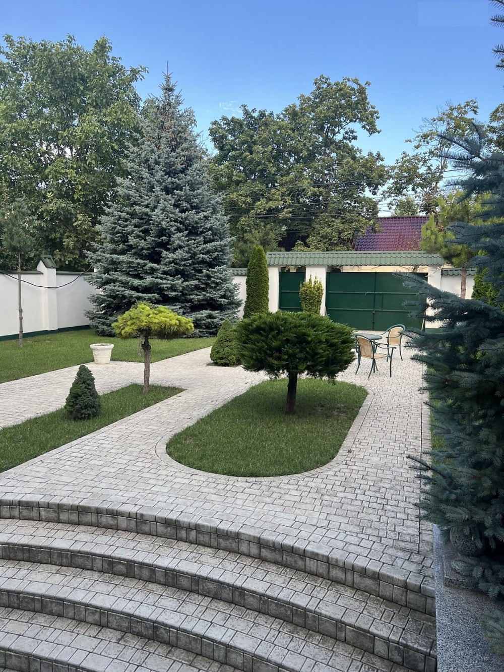 Дом на ул. Баштанная, 250 м², 580 000$ — FAKTOR