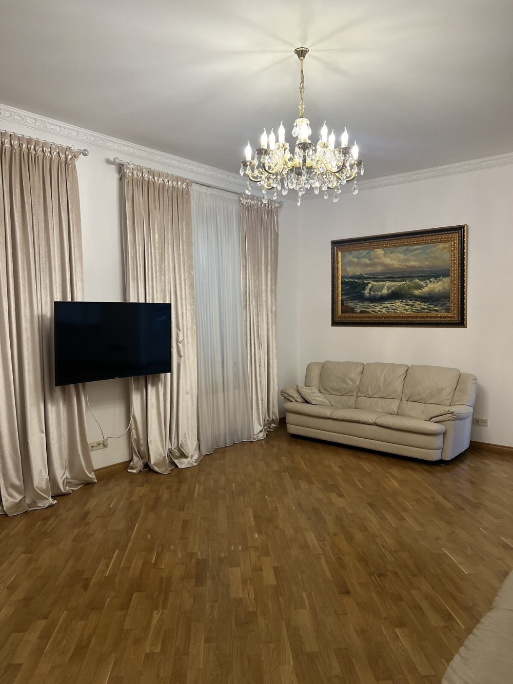 Дом на ул. Баштанная, 250 м², 580 000$ — FAKTOR