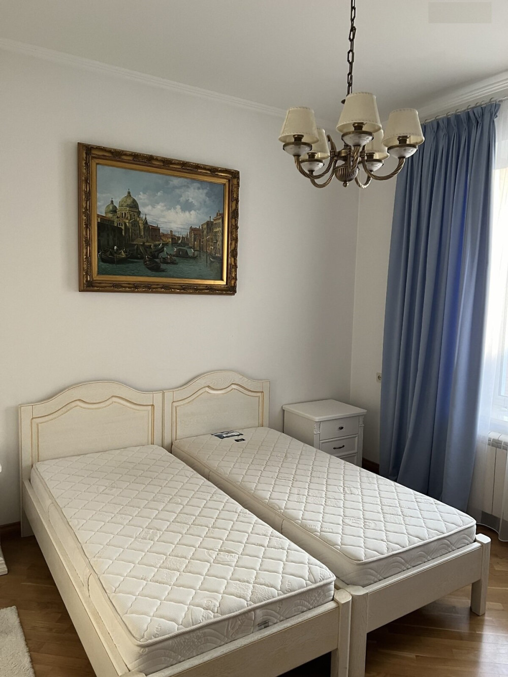 Дом на ул. Баштанная, 250 м², 580 000$ — FAKTOR