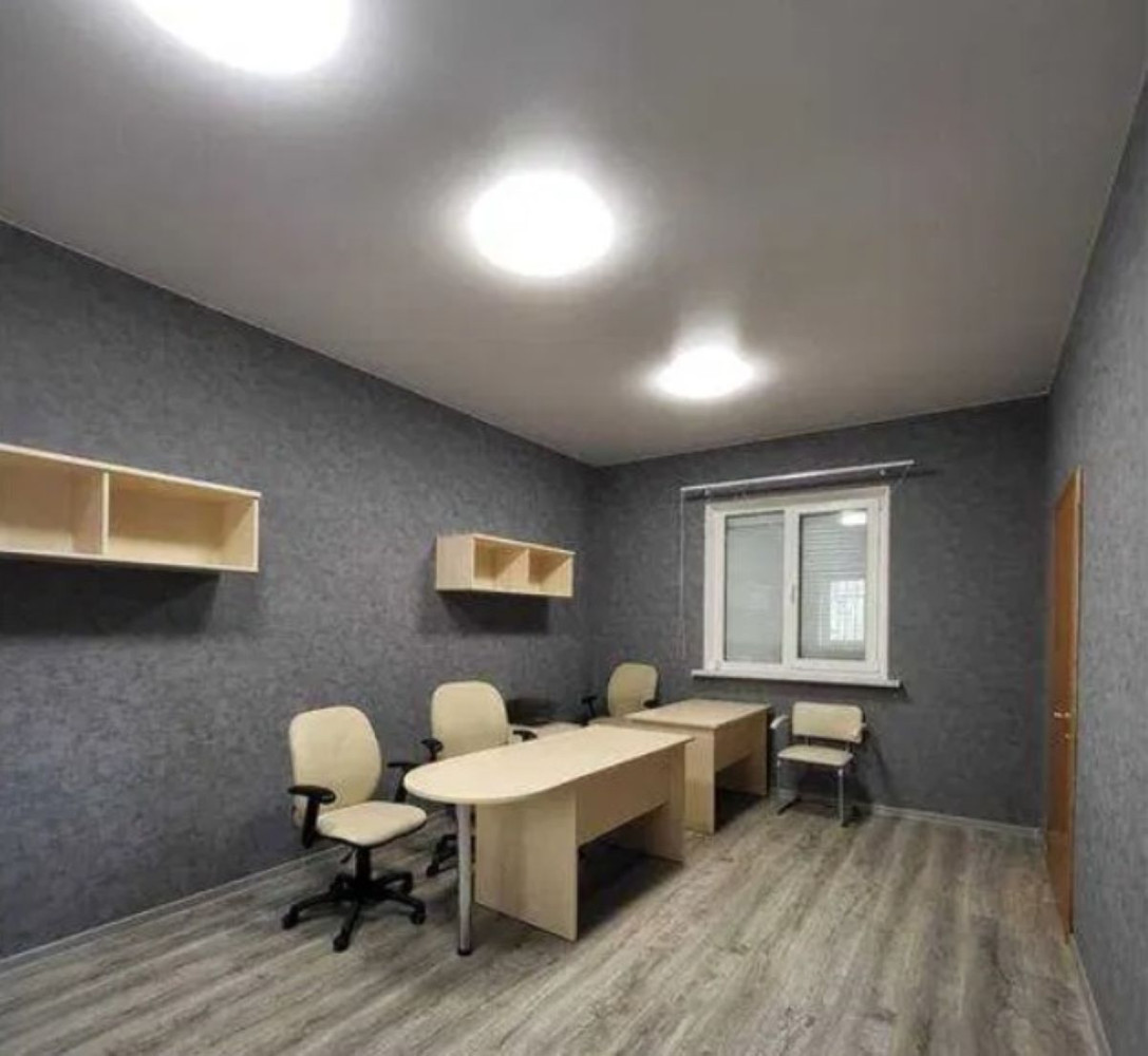 Коммерческая недвижимость на ул. Троицкая, 105 м², 180 000$ — FAKTOR
