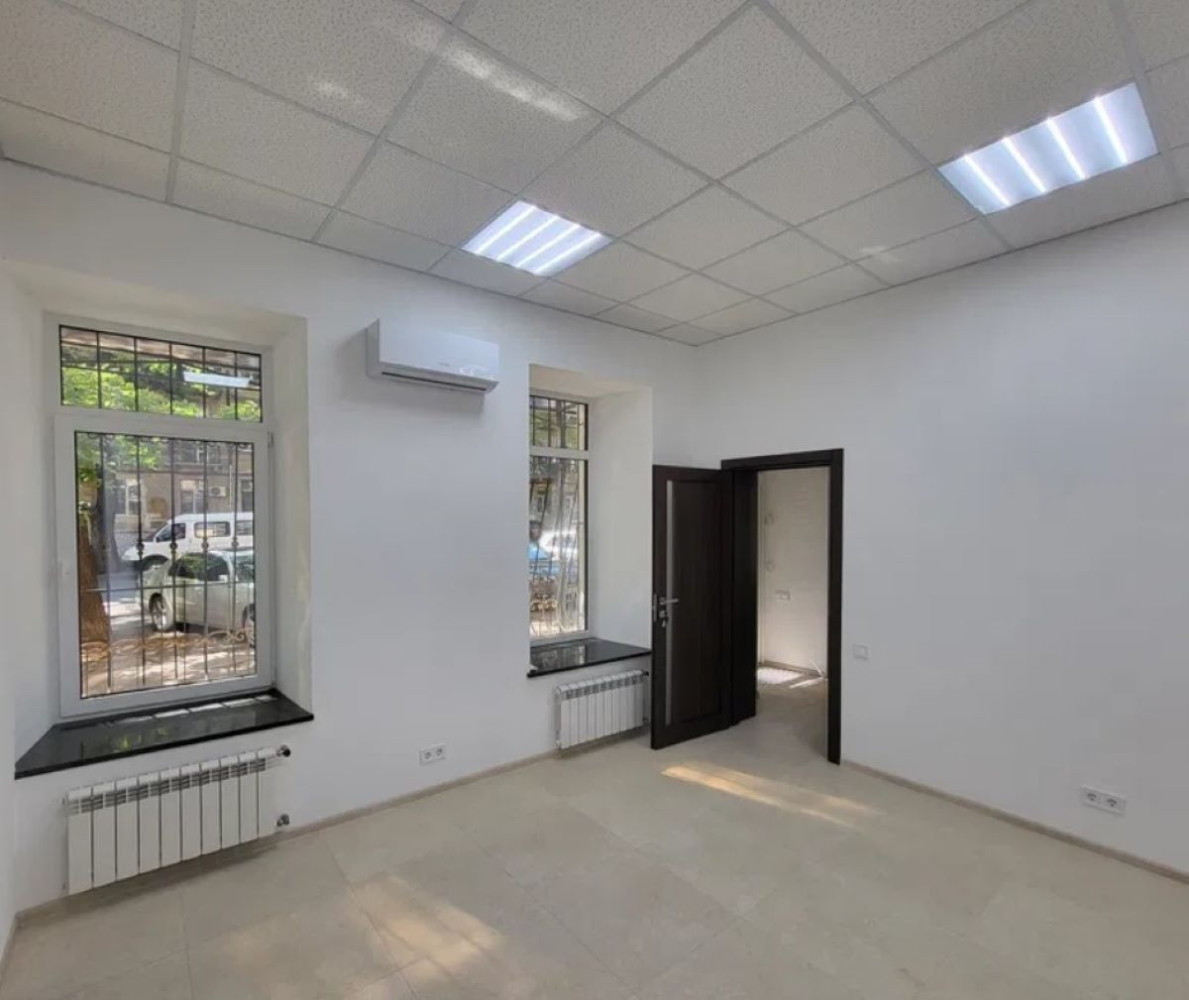 Коммерческая недвижимость на ул. Польская, 102 м², 200 000$ — FAKTOR